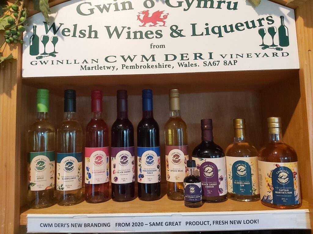 Welsh Wines, Liqueurs, Mead and Non-Alcoholic Drinks all produced in Pumpsaint Carmarthenshire